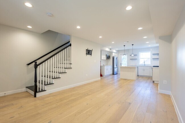 2319 13th Pl NE in Washington, DC - Building Photo - Building Photo