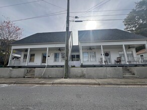 427 E Intendencia St-Unit -140 in Pensacola, FL - Building Photo - Building Photo