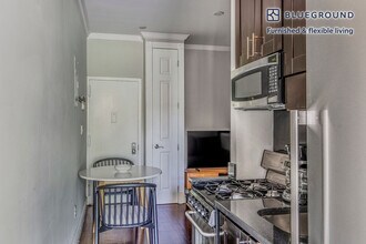 221 Mott St in New York, NY - Building Photo - Building Photo