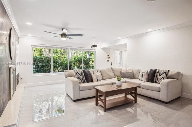 property at 4316 SW 6th St