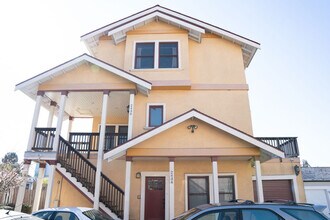 2434-2436 Fulton St in Berkeley, CA - Building Photo - Building Photo