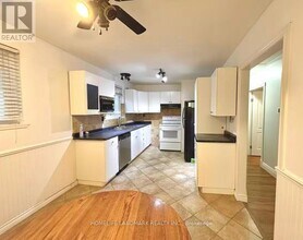 727 Hewson Dr in Pickering, ON - Building Photo - Building Photo