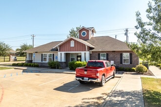 Abbington Walk of Emory in Emory, TX - Foto de edificio - Building Photo