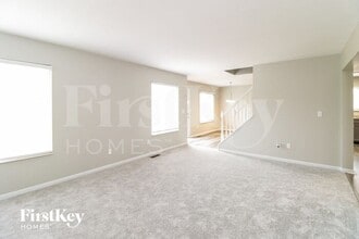 6955 Autumn Glen Dr in West Chester Township, OH - Building Photo - Building Photo