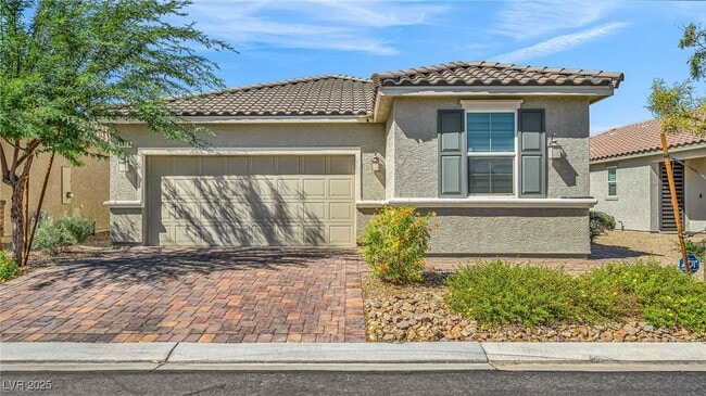 property at 5827 Casa Branca St