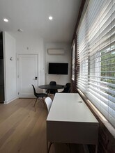 GEORGETOWN FLATS in Washington, DC - Building Photo - Interior Photo