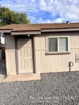 219 S 2nd St in Avondale, AZ - Building Photo