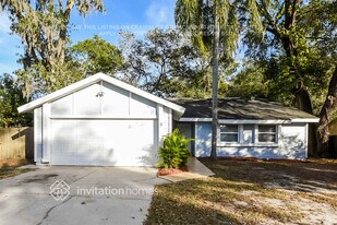 9 N Aurora Dr in Apopka, FL - Building Photo