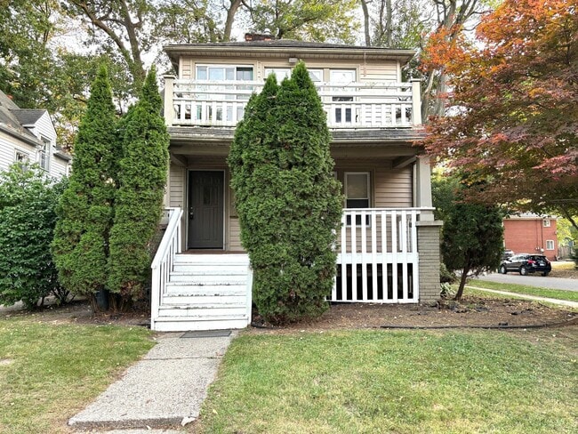 property at 436 E Cambourne St