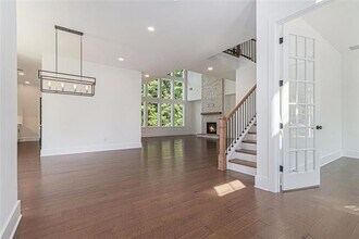 7043 Foundry Dr in Woodstock, GA - Building Photo - Building Photo