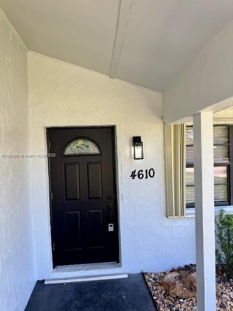 4610 SW 134th Ave in Miami, FL - Building Photo - Building Photo