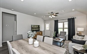 25202 Pomegranate Pl in Montgomery, TX - Building Photo - Building Photo