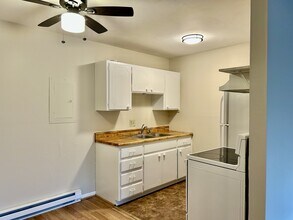 2134 Fairfax Ave in Nashville, TN - Building Photo - Building Photo