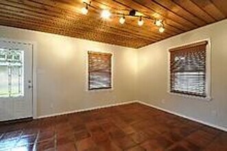 701 E 46th St in Austin, TX - Building Photo - Building Photo