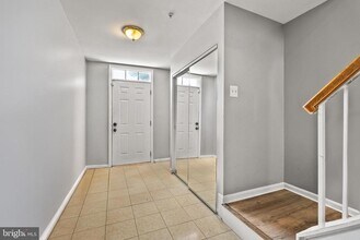 13816 Captain Marbury Ln in Upper Marlboro, MD - Foto de edificio - Building Photo