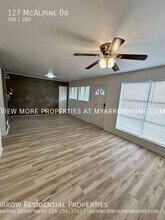 127 Mc Alpine Dr in St. Louis, MO - Building Photo - Building Photo