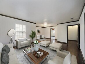 2824 Dyer St in Dallas, TX - Building Photo - Building Photo