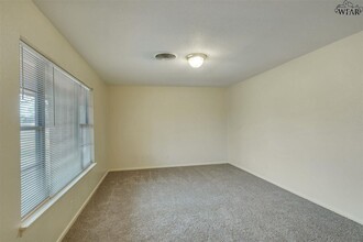 4206 Berwick Dr in Wichita Falls, TX - Building Photo - Building Photo