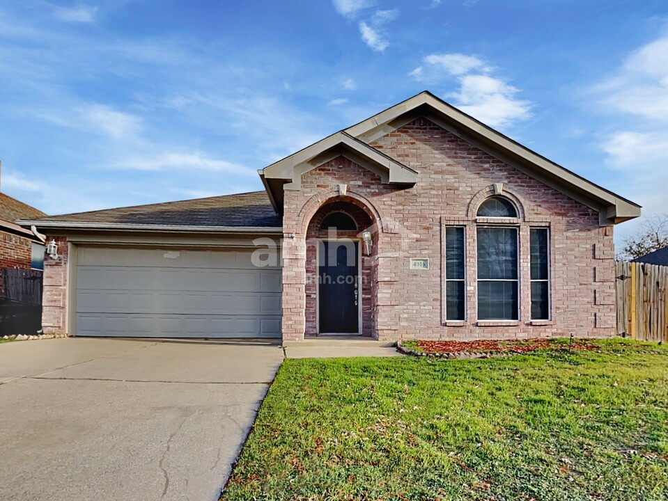 4016 Colorado Springs Dr in Fort Worth, TX - Building Photo