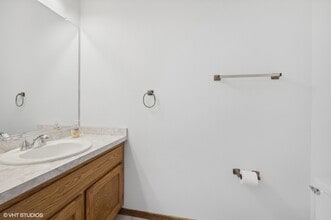 8152 Daniel Dr in Justice, IL - Building Photo - Building Photo