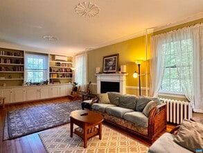 29 University Cir in Charlottesville, VA - Building Photo - Building Photo