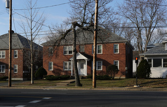 964 Washington Ave in Albany, NY - Building Photo - Building Photo