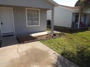 2712 Oak Hammock Dr in Panama City, FL - Building Photo - Building Photo