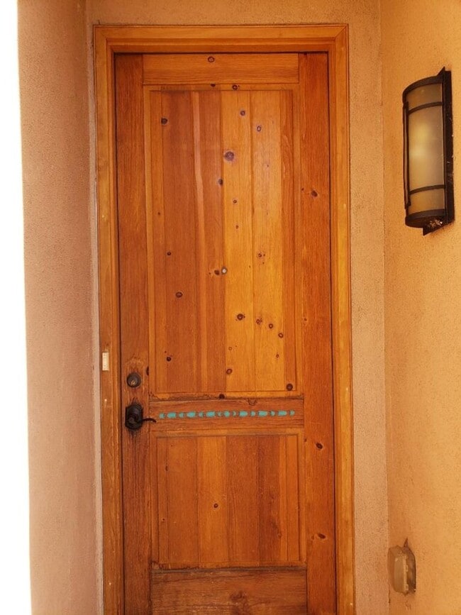 9227 Bluewood Ln NE in Albuquerque, NM - Building Photo - Building Photo