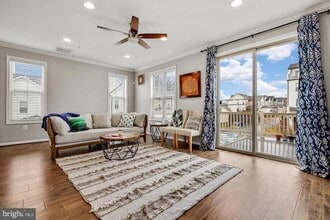 13304 Windy Meadow Ln in Silver Spring, MD - Building Photo - Building Photo