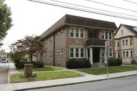 Delaware Apartments photo'