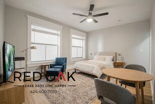 692 Valencia St, Unit 203 in Los Angeles, CA - Building Photo