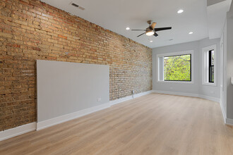 1558 W Juneway Terrace in Chicago, IL - Building Photo - Building Photo