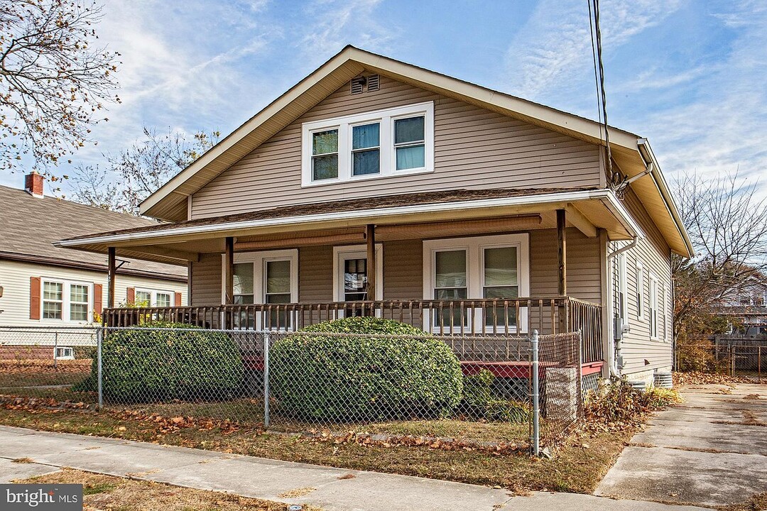 12 Van Meter Terrace in Salem, NJ - Building Photo