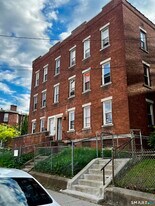 143 Putnam St in Hartford, CT - Building Photo