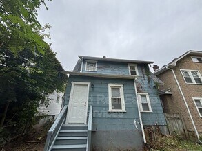 38 Laura Ave in Dayton, OH - Building Photo - Building Photo