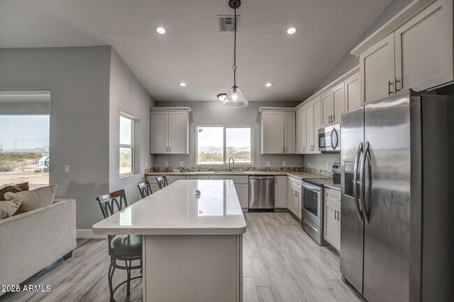 38538 W San Juan Ave in Tonopah, AZ - Building Photo - Building Photo