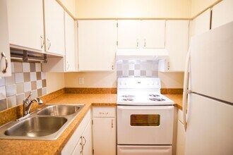 2612 NE Clackamas St in Portland, OR - Building Photo - Building Photo