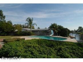 109 Vía Havarre in Merritt Island, FL - Foto de edificio - Building Photo