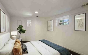 1038 Lamont St NW, Unit T1 in Washington, DC - Building Photo - Building Photo