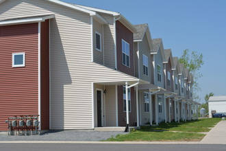 Emerald Acres II in Watertown, NY - Foto de edificio - Building Photo