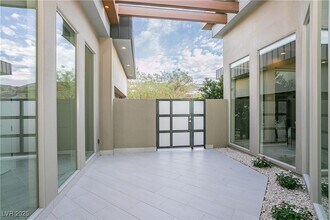 1228 Stellar Rim Ct in Henderson, NV - Building Photo - Building Photo