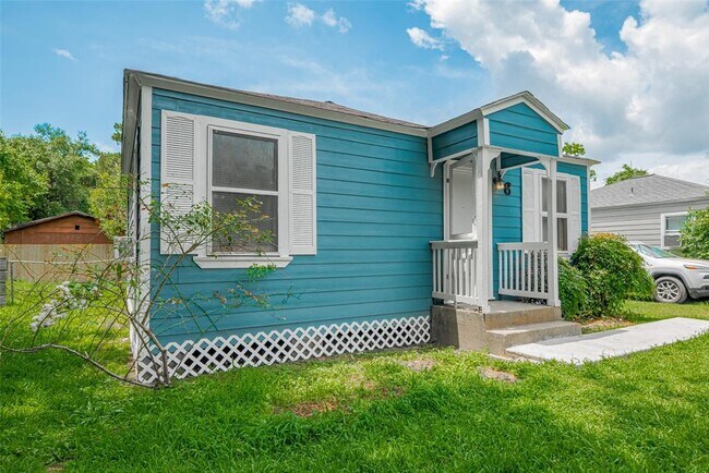 6 Jennische St in Baytown, TX - Building Photo - Building Photo