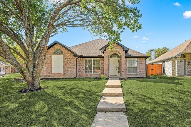127 Overbrook Dr in Rockwall, TX - Building Photo - Building Photo