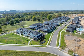 Chartwell Commons at Green Lea in Gallatin, TN - Building Photo - Building Photo