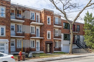 5026 16e in Montréal, QC - Building Photo