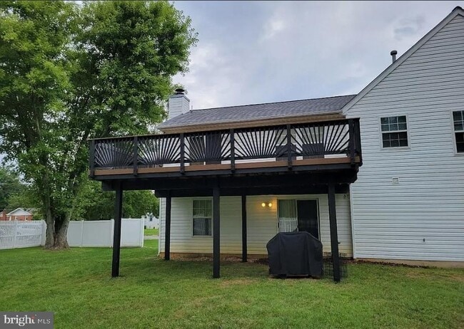 7122 Allentown Rd in Fort Washington, MD - Building Photo - Building Photo