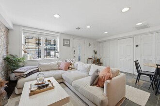 405 Bloomfield St in Hoboken, NJ - Building Photo - Building Photo