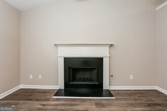 7276 New Dale Rd in Rex, GA - Foto de edificio - Building Photo