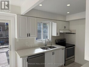 51 Jessica Gardens in Vaughan, ON - Building Photo - Building Photo