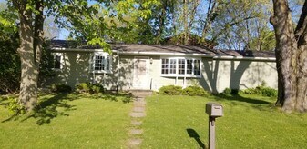 1405 Delta Dr in Cedar Falls, IA - Building Photo